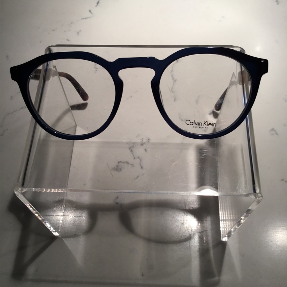 NWOT Calvin Klein eyeglasses - Picture 3 of 6